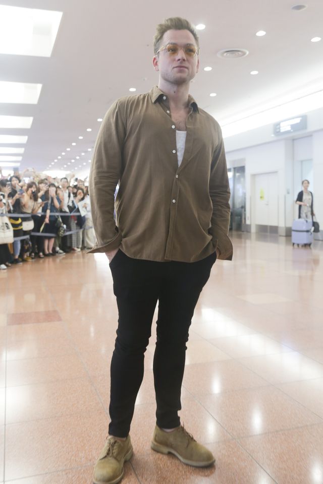 最高の笑顔！羽田空港でファンサービスするタロンくん（5枚目）