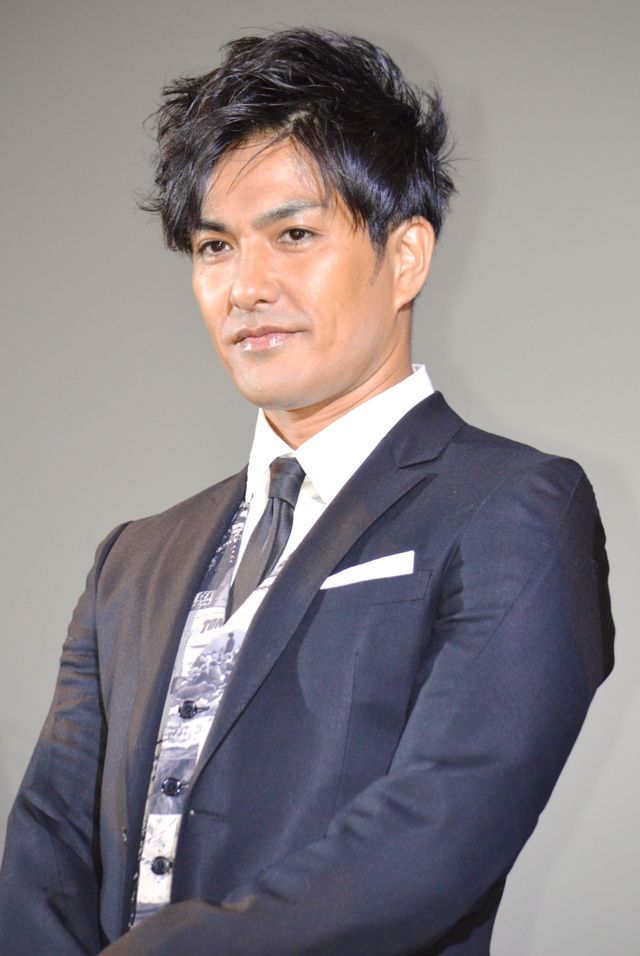 北村一輝、共演の猫にデレデレ！映画『猫侍』完成披露試写会（6枚目）