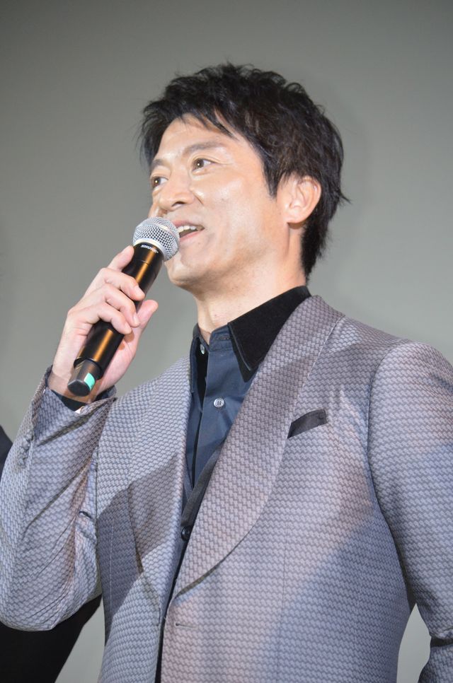 北村一輝、共演の猫にデレデレ！映画『猫侍』完成披露試写会（14枚目）