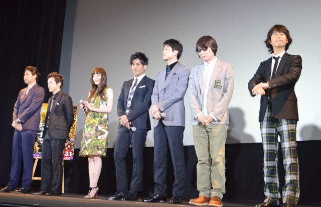 北村一輝、共演の猫にデレデレ！映画『猫侍』完成披露試写会（17枚目）