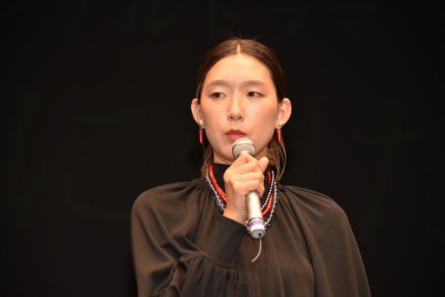 スノーホワイツに黄色い声！「婚外恋愛に似たもの」七夕試写ライブイベント（4枚目）