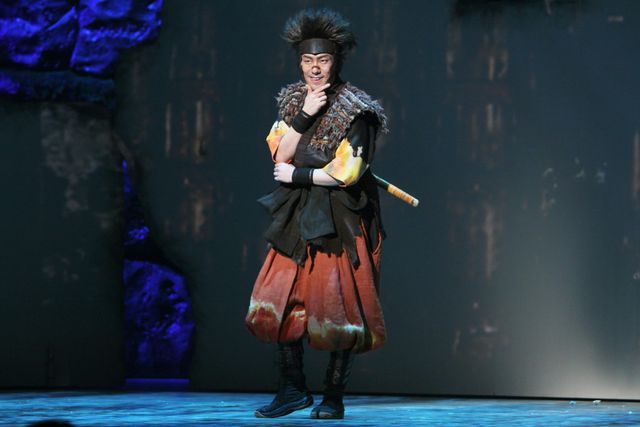 中村勘九郎＆松坂桃李がワイヤーアクション！舞台「真田十勇士」公開舞台けいこフォトギャラリー（4枚目）