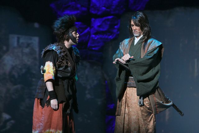 中村勘九郎＆松坂桃李がワイヤーアクション！舞台「真田十勇士」公開舞台けいこフォトギャラリー（5枚目）