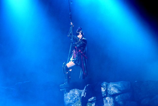 中村勘九郎＆松坂桃李がワイヤーアクション！舞台「真田十勇士」公開舞台けいこフォトギャラリー（12枚目）