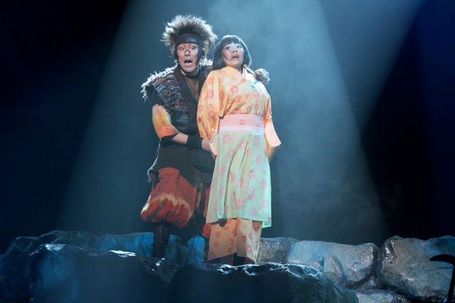 中村勘九郎＆松坂桃李がワイヤーアクション！舞台「真田十勇士」公開舞台けいこフォトギャラリー（16枚目）