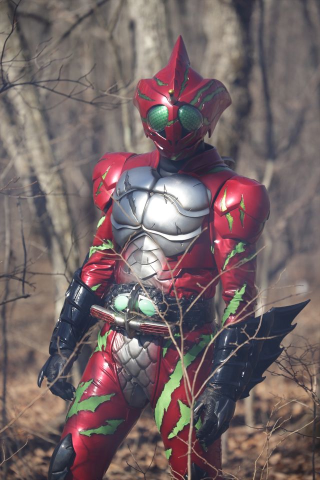 【22枚】ついに最終決戦！映画『仮面ライダーアマゾンズ THE MOVIE 最後ノ審判』場面写真（2枚目）