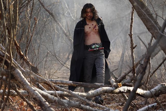 【22枚】ついに最終決戦！映画『仮面ライダーアマゾンズ THE MOVIE 最後ノ審判』場面写真（10枚目）