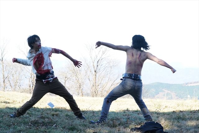 【22枚】ついに最終決戦！映画『仮面ライダーアマゾンズ THE MOVIE 最後ノ審判』場面写真（21枚目）