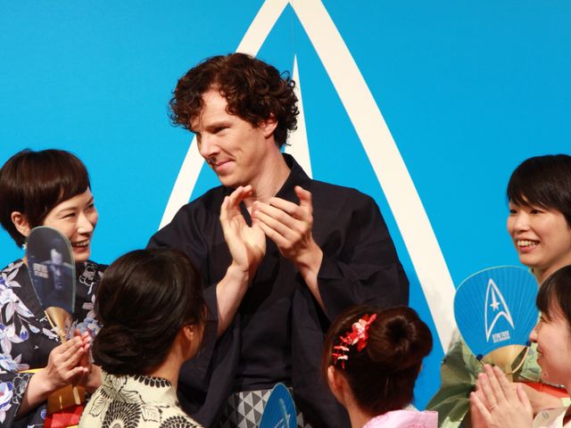 ベネディクト・カンバーバッチ、涼しげな浴衣姿！フォトギャラリー（17枚目）