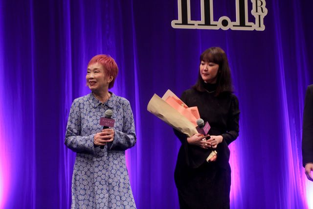 黒木華の美しいドレス姿！中村蒼、藤間爽子らと映画『アイミタガイ』完成披露（25枚目）