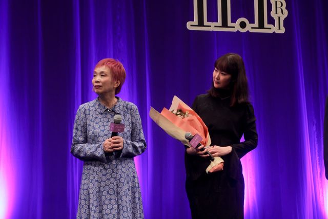黒木華の美しいドレス姿！中村蒼、藤間爽子らと映画『アイミタガイ』完成披露（26枚目）