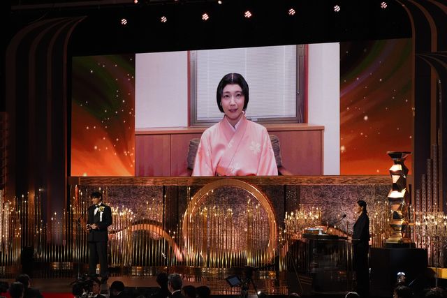 圧倒的な美！石原さとみ、河合優実、芦田愛菜ら豪華女優陣の華やかドレス＆着物姿（19枚目）