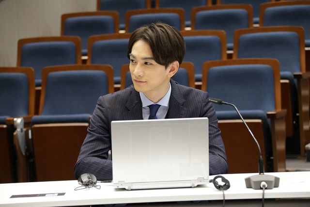 ほほ笑む赤楚衛二！ドラマ「30歳まで童貞だと魔法使いになれるらしい」リモート記者会見（3枚目）
