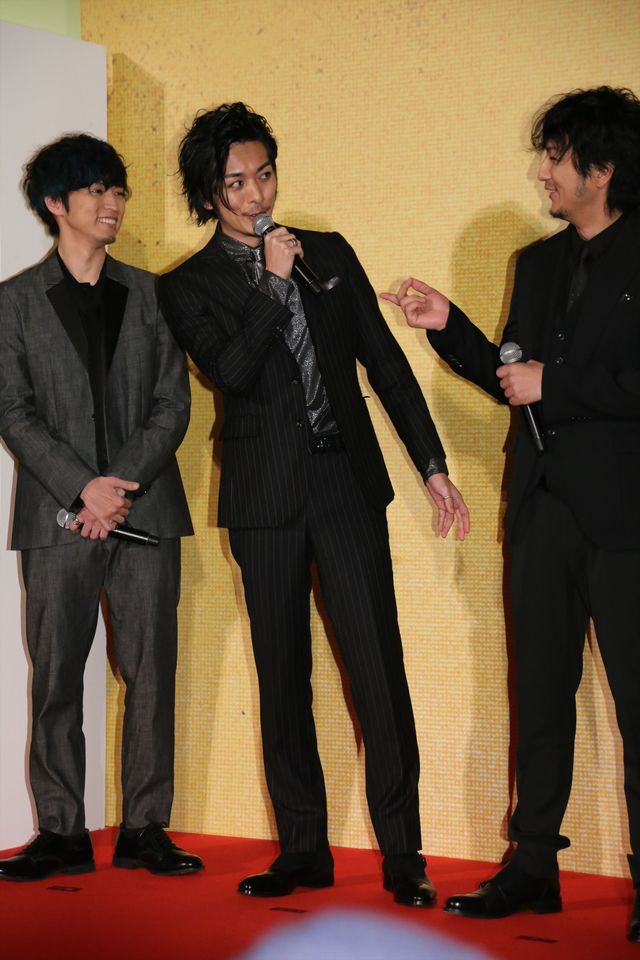 伊勢谷友介、松葉づえで『新宿スワンII』イベントに登壇　画像ギャラリー（44枚目）