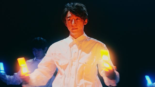 高橋一生の千手観音！「氷結」CMでヲタ芸に挑戦！（3枚目）