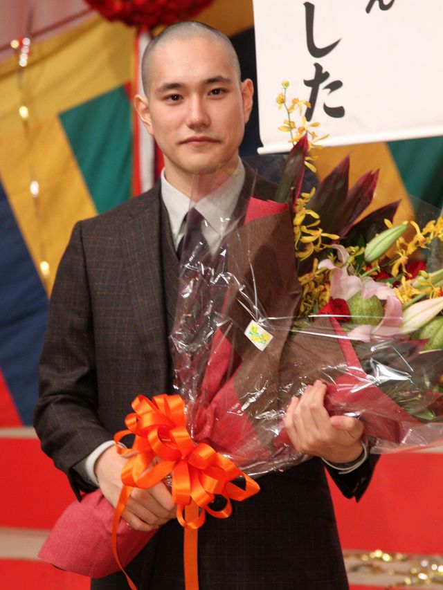 松ケン、男泣き！大河ドラマ「平清盛」クランクアップ会見フォトギャラリー（2枚目）