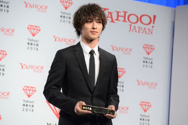 横浜流星がダブル受賞に喜び！「Yahoo!検索大賞2019」発表会（32枚目）