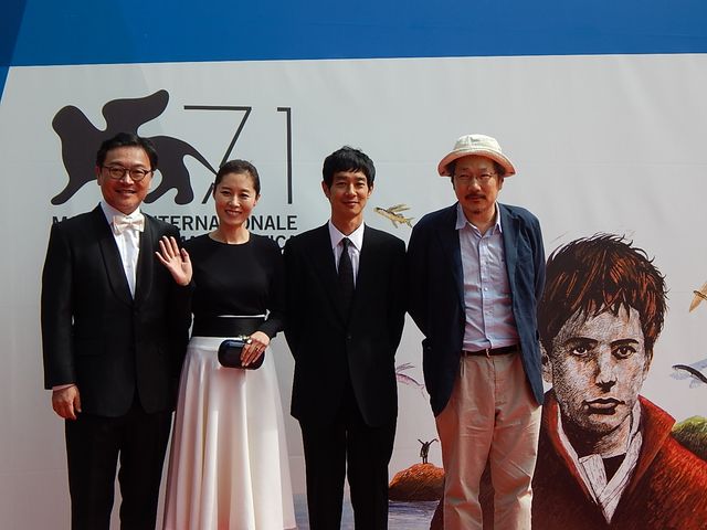 加瀬亮、ベネチアでリラックス＆笑顔！フォトギャラリー（3枚目）