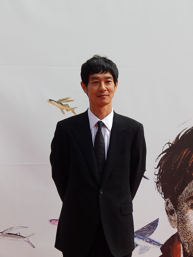 加瀬亮、ベネチアでリラックス＆笑顔！フォトギャラリー（5枚目）