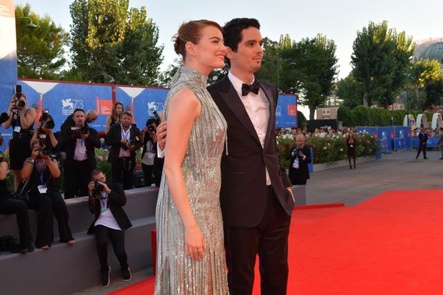 エマ・ストーン、きらびやかなドレスでレッドカーペット登場！（16枚目）