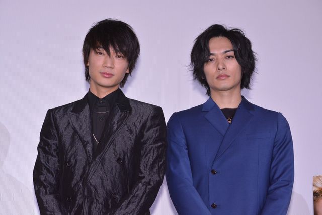 綾野剛、1回ぐらいは小栗の妻になってみたい!?　画像ギャラリー（3枚目）