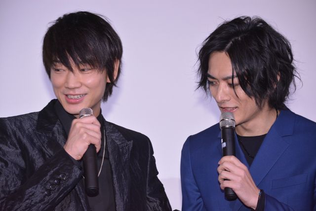 綾野剛、1回ぐらいは小栗の妻になってみたい!?　画像ギャラリー（4枚目）