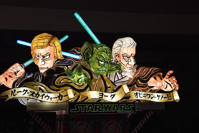 『スター・ウォーズ』ねぶたに3万人が大興奮!フォトギャラリー