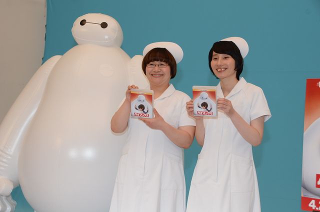 ハリセンボンのナース姿！『ベイマックス』MovieNEX発売記念CM撮影現場フォトギャラリー（17枚目）