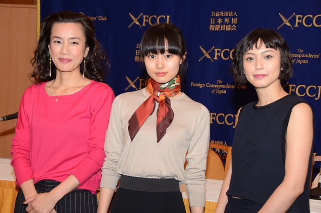 忽那汐里が流ちょうな英語を披露！映画『女が眠る時』イベントフォトギャラリー：フォトギャラリー