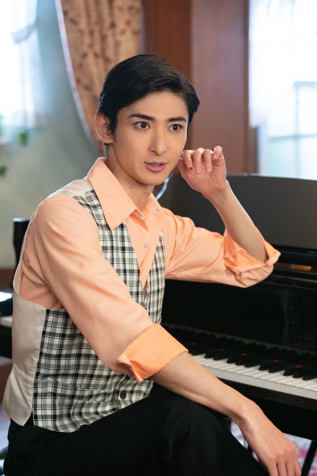 ミュージックティーチャー御手洗の素敵ショット！　朝ドラ「エール」場面カット（2枚目）