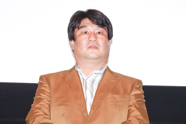 中条あやみ＆杉野遥亮が『水上のフライト』初日に喜び！（4枚目）