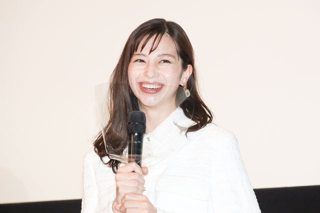 中条あやみ＆杉野遥亮が『水上のフライト』初日に喜び！（19枚目）