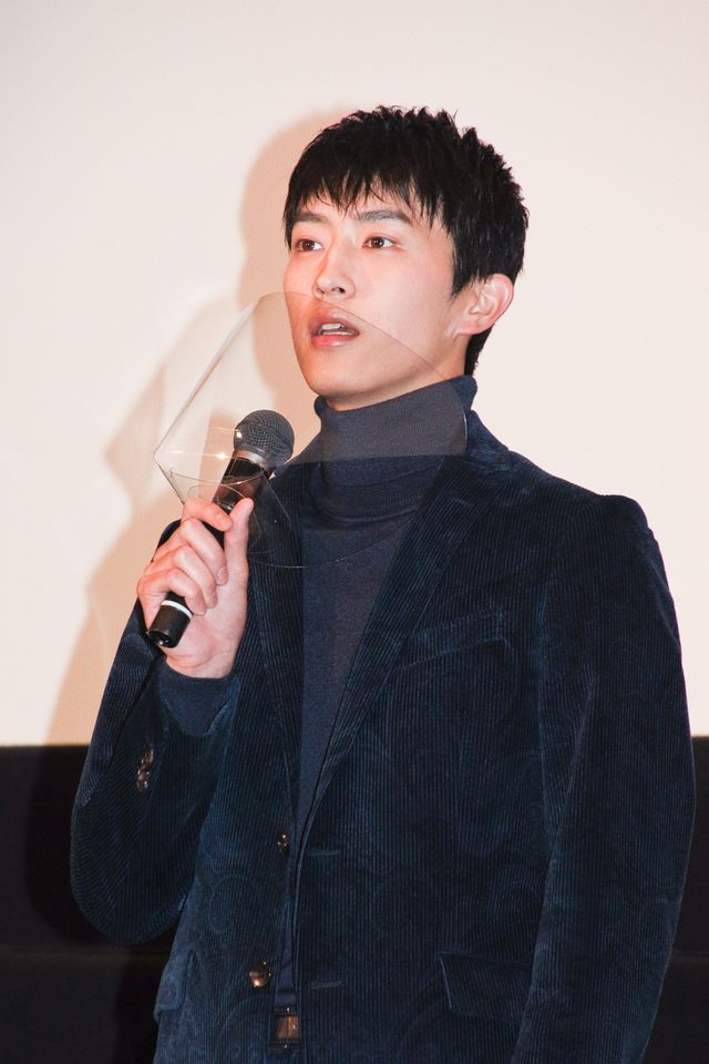 中条あやみ＆杉野遥亮が『水上のフライト』初日に喜び！（23枚目）