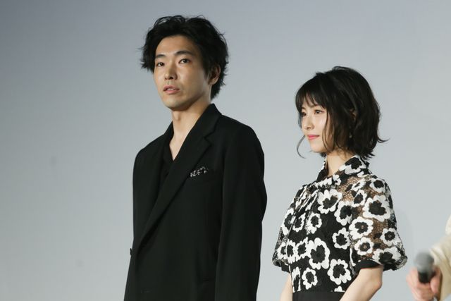 めっちゃ笑顔！菅田将暉＆浜辺美波らトークで盛り上がる『アルキメデスの大戦』初日舞台あいさつ（8枚目）