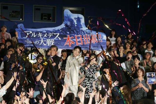 めっちゃ笑顔！菅田将暉＆浜辺美波らトークで盛り上がる『アルキメデスの大戦』初日舞台あいさつ（16枚目）