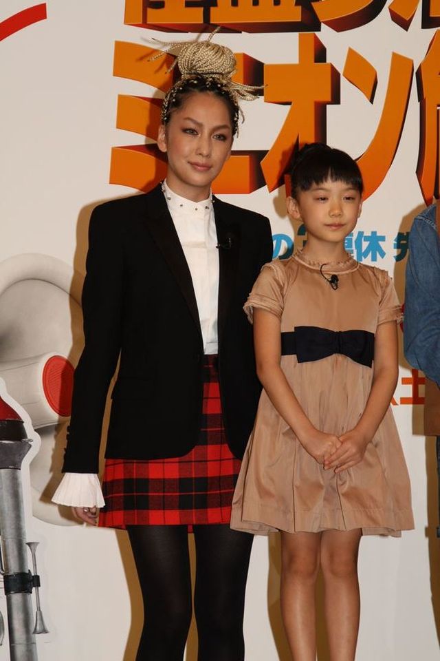 中島美嘉の髪型に注目…『怪盗グルー～』会見フォトギャラリー（5枚目）