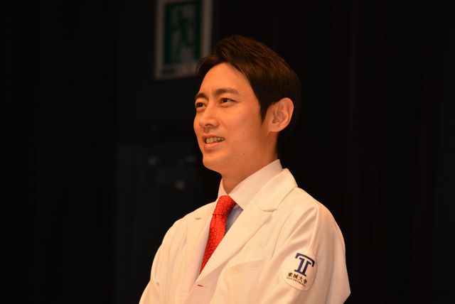 二宮和也、竹内涼真ら「ブラックペアン」試写会＆舞台挨拶へ（10枚目）