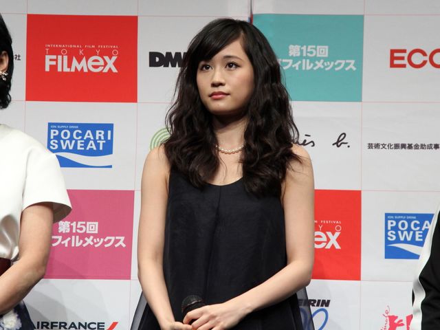 前田敦子、歌舞伎町について尋ねられ、思わずたじろぐ！　「あまり縁がないので」　画像ギャラリー（5枚目）