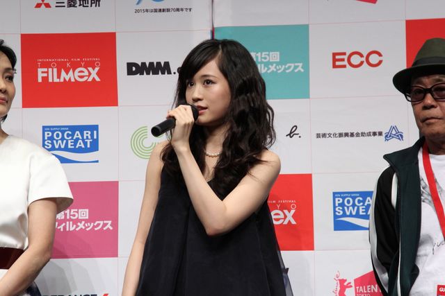 前田敦子、歌舞伎町について尋ねられ、思わずたじろぐ！　「あまり縁がないので」　画像ギャラリー（17枚目）