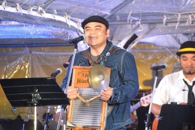 大盛り上がり！「エンディングライブ　島ぜんぶでおーきなバンドステージ」（6枚目）