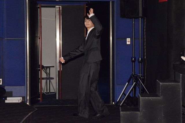 JO1豆原一成、嬉しそうにポーズ！映画『半径1メートルの君～上を向いて歩こう～』大ヒット御礼舞台あいさつ（21枚目）