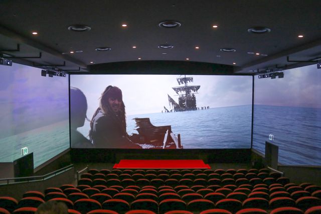 「ScreenX」で上映された『パイレーツ・オブ・カリビアン／最後の海賊』予告編