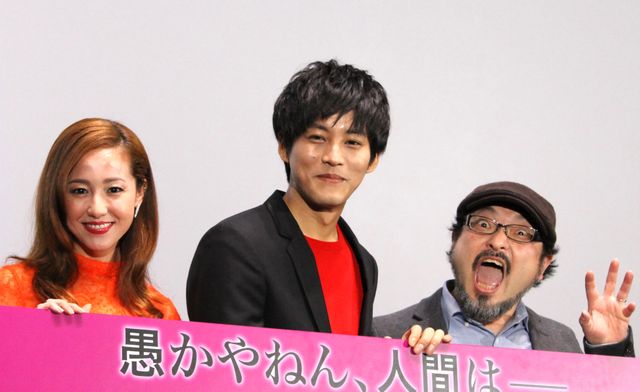 松坂桃李＆沢尻エリカ！『不能犯』大阪舞台あいさつ：フォトギャラリー