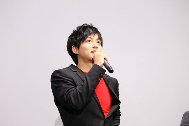 松坂桃李＆沢尻エリカ！『不能犯』大阪舞台あいさつ（5枚目）