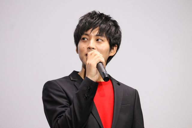 松坂桃李＆沢尻エリカ！『不能犯』大阪舞台あいさつ（9枚目）