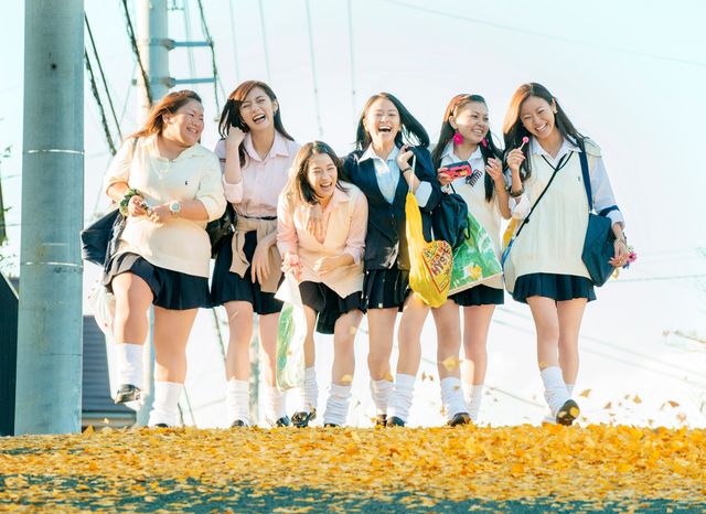 篠原涼子の制服姿も！『SUNNY 強い気持ち・強い愛』場面写真（10枚目）