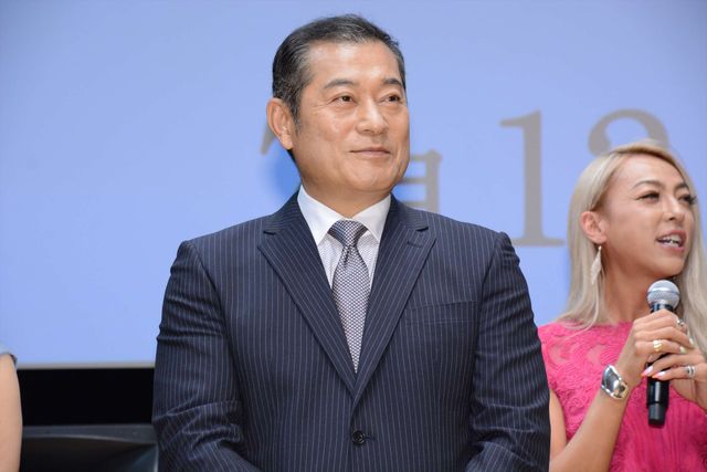 滝沢秀明、「どうなっちゃうの？」甘い台詞の連続に自身の行く末を案じる　画像ギャラリー（3枚目）