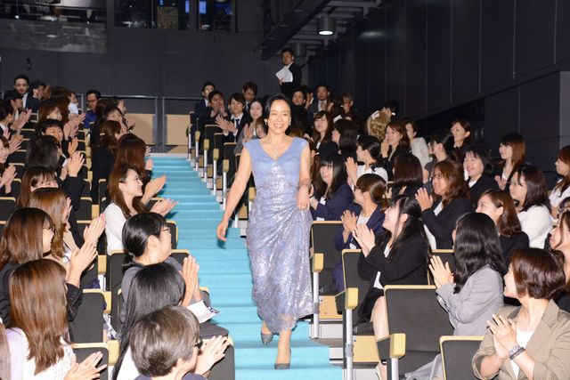 滝沢秀明、「どうなっちゃうの？」甘い台詞の連続に自身の行く末を案じる　画像ギャラリー（5枚目）