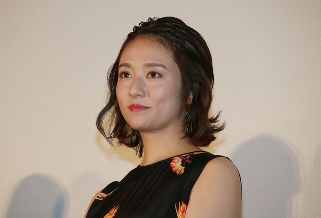 岡田准一、木村文乃、山本美月、柳楽優弥がくす玉でお祝い！『ザ・ファブル』大ヒット御礼イベント（3枚目）