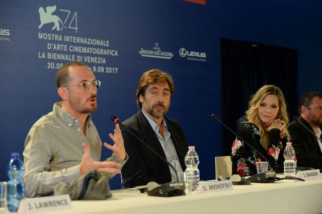 ジェニファー・ローレンス、恋人ダーレン・アロノフスキー監督と登場！（18枚目）